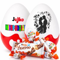 Słodki prezent na ślub i rocznicę ślubu - Ślubna Niespodzianka XXL ze słodyczami Kinder. Oryginalny prezent na wesele i symboliczna pamiątka ślubu.