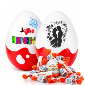 Personalizowany prezent na ślub i rocznicę ślubu - Ślubna Niespodzianka XL 20cm ze słodyczami Kinder. Oryginalny prezent na rocznicę i ślub cywilny.