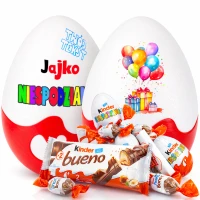 Urodzinowe maxi Jajko Niespodzianka XXL z imieniem. Personalizowany słodki prezent na urodziny ze słodyczami Kinder i grawerem dla dziecka i dorosłego